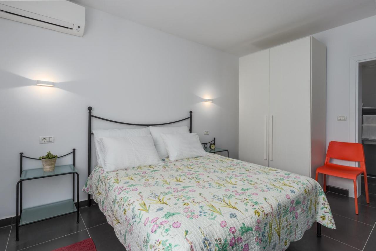 Intimes Room Rovinj Bagian luar foto